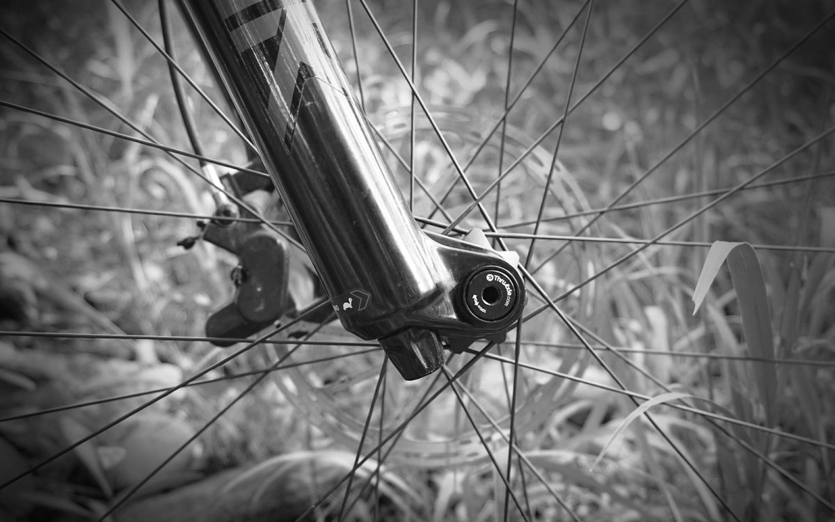 Why Use Thru Axles ?